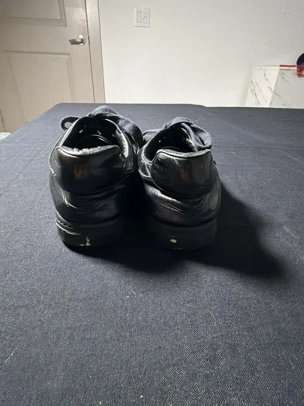 Gucci Black Patent Leather Interlocking G Logo Low Top Sneakers